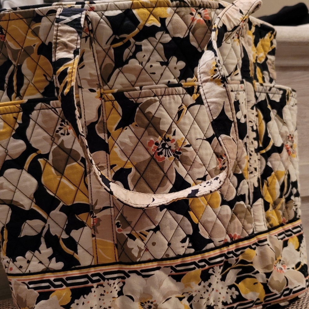 Vera Bradley large Tote